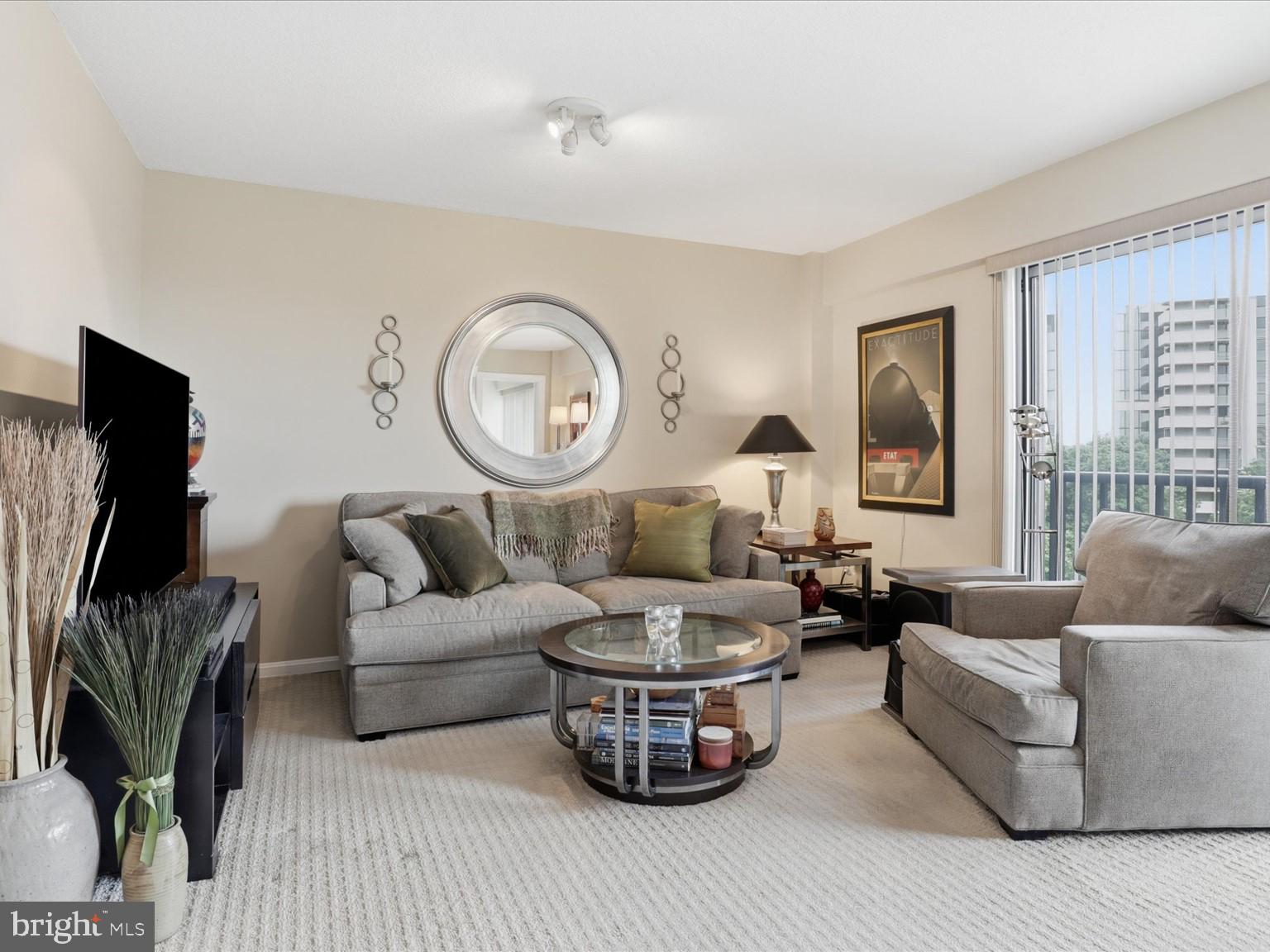 1300 ARMY NAVY DRIVE 819