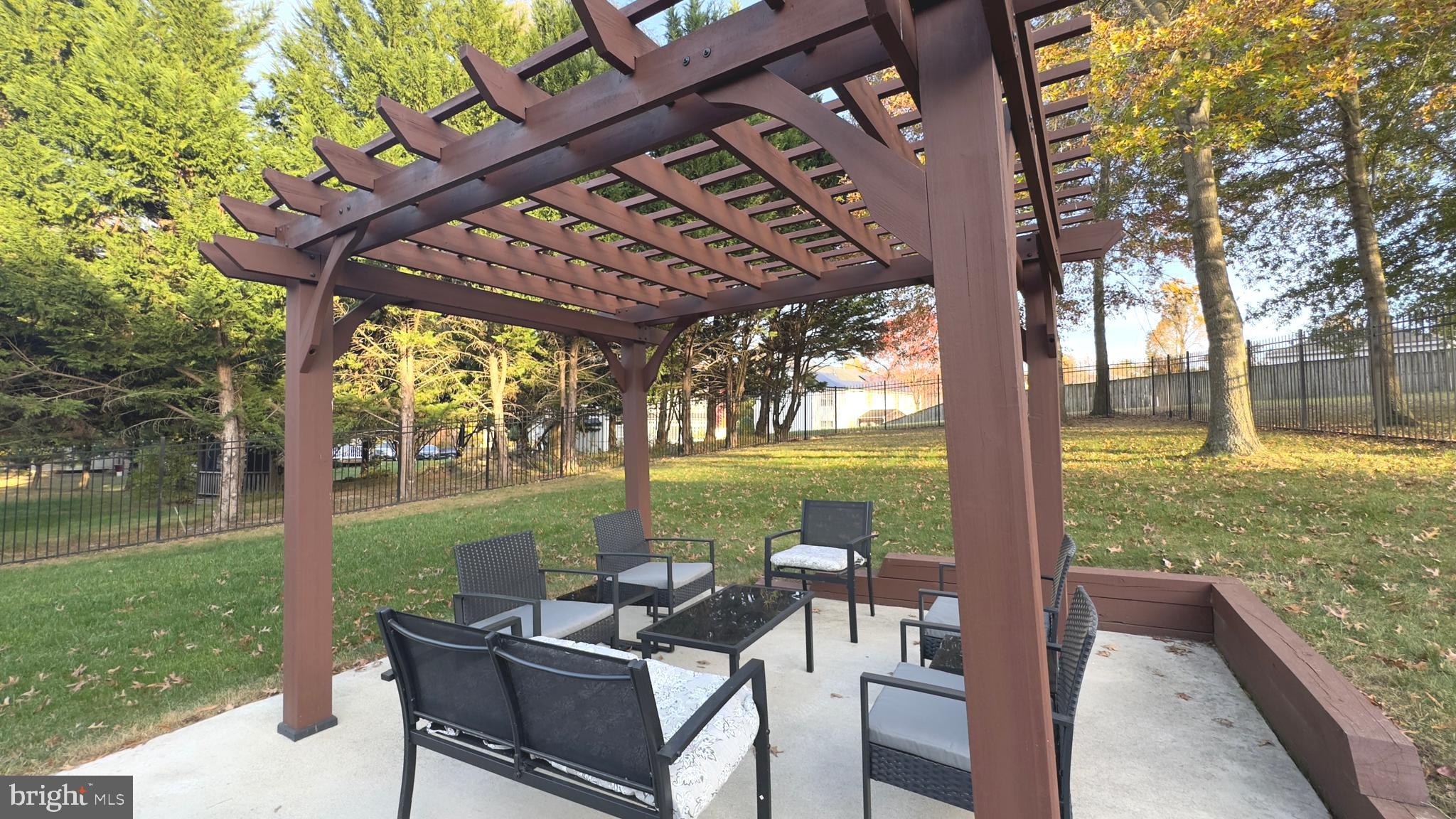 EARNSHAW ESTATES - Residential