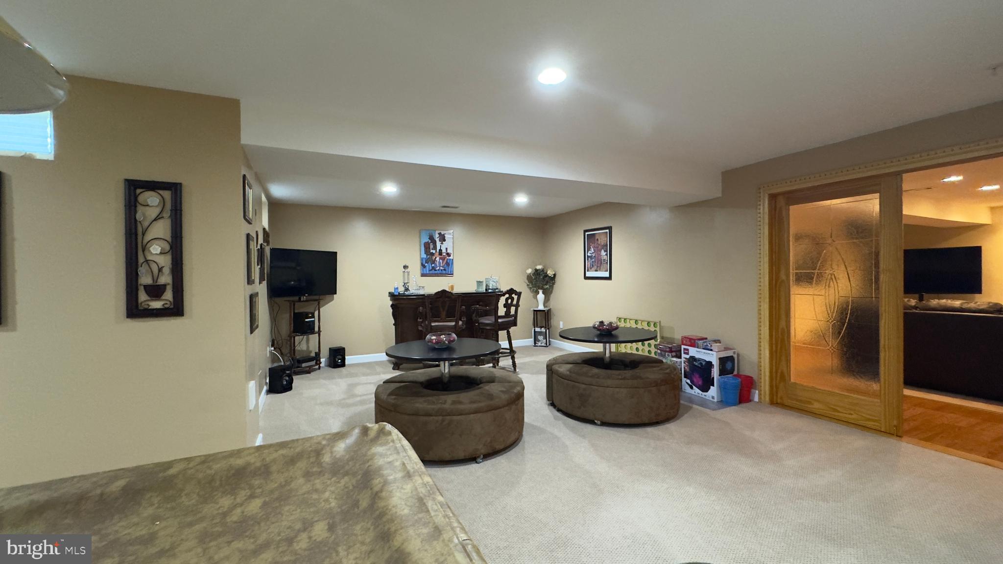 EARNSHAW ESTATES - Residential