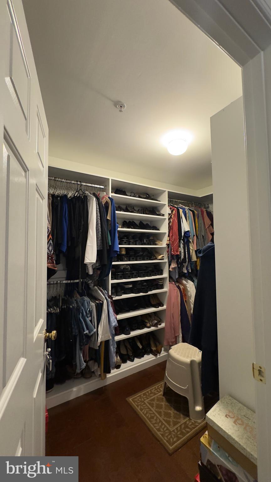 EARNSHAW ESTATES - Residential