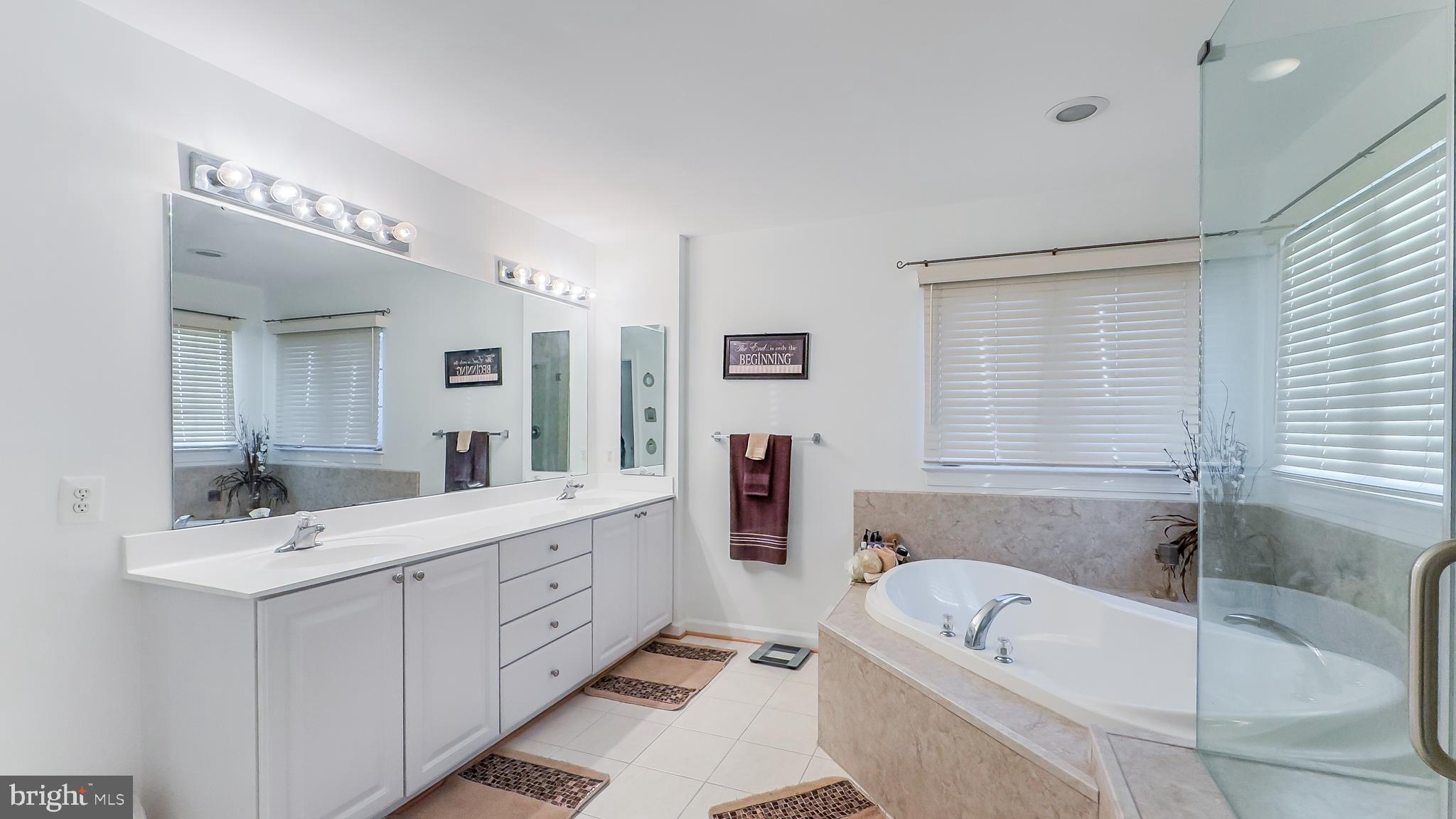 EARNSHAW ESTATES - Residential