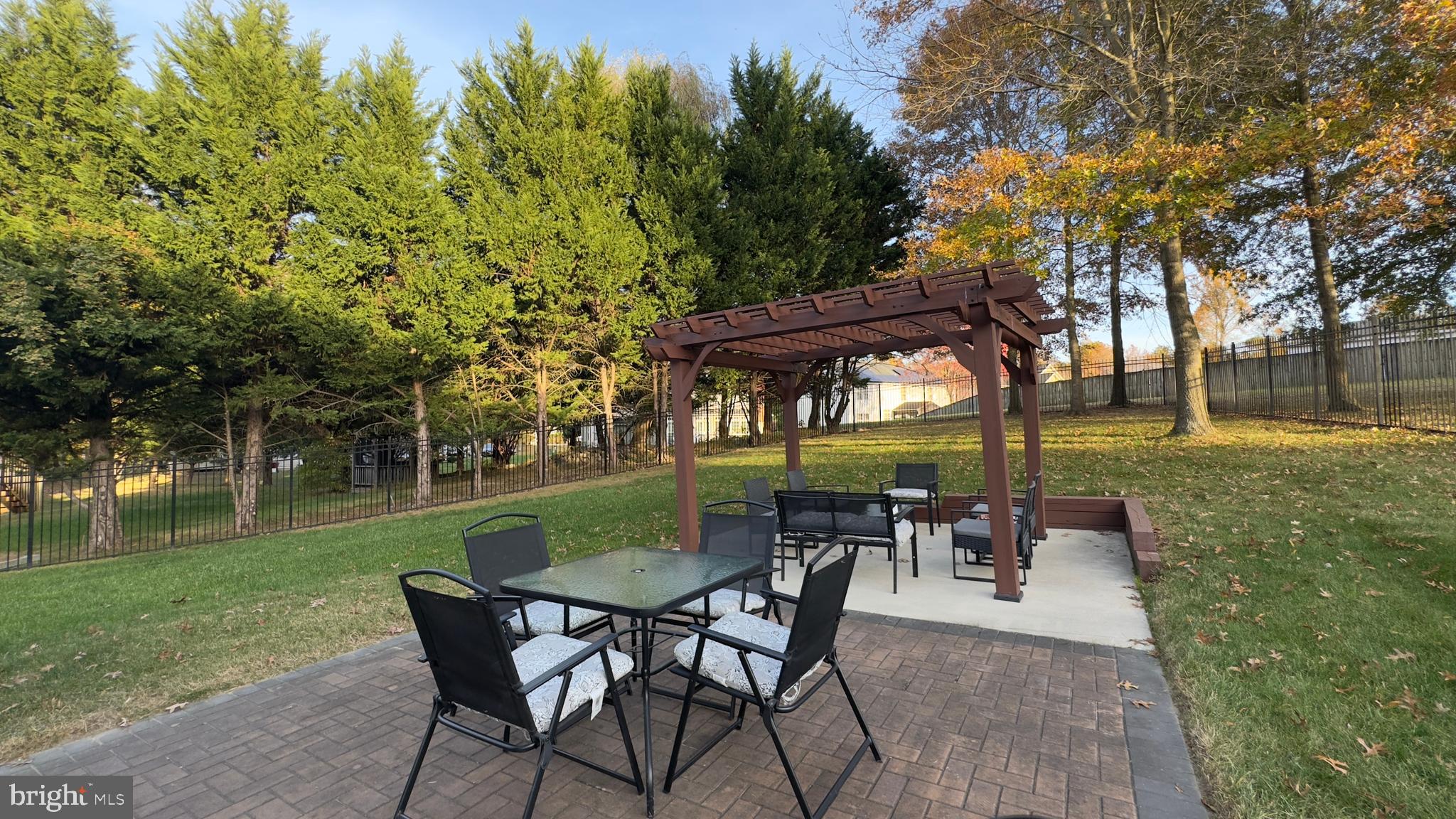 EARNSHAW ESTATES - Residential