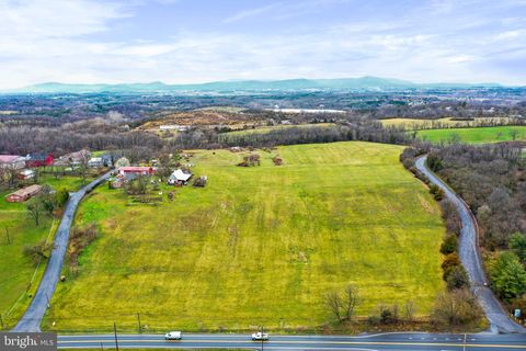 Homes For Sale - 13224 Greencastle Pike<br/> HAGERSTOWN, MD 21740