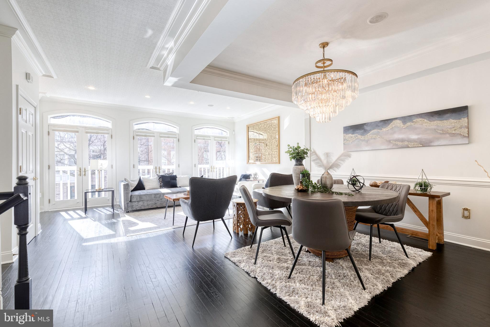 1239 HARBOR ISLAND WALK