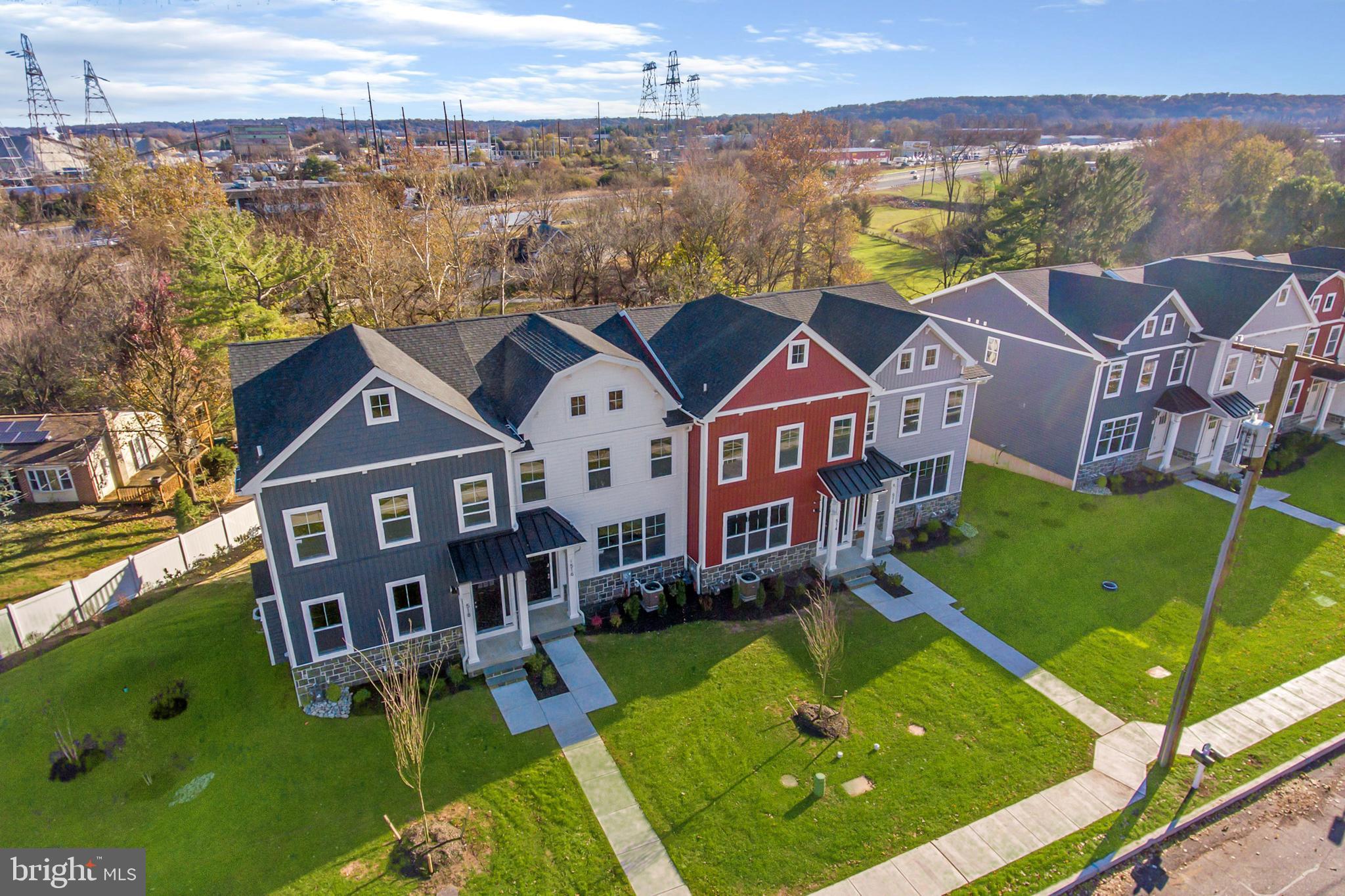 KING MANOR - Residential