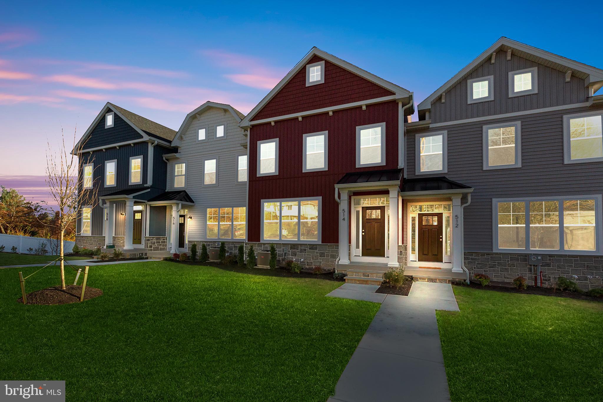 KING MANOR - Residential