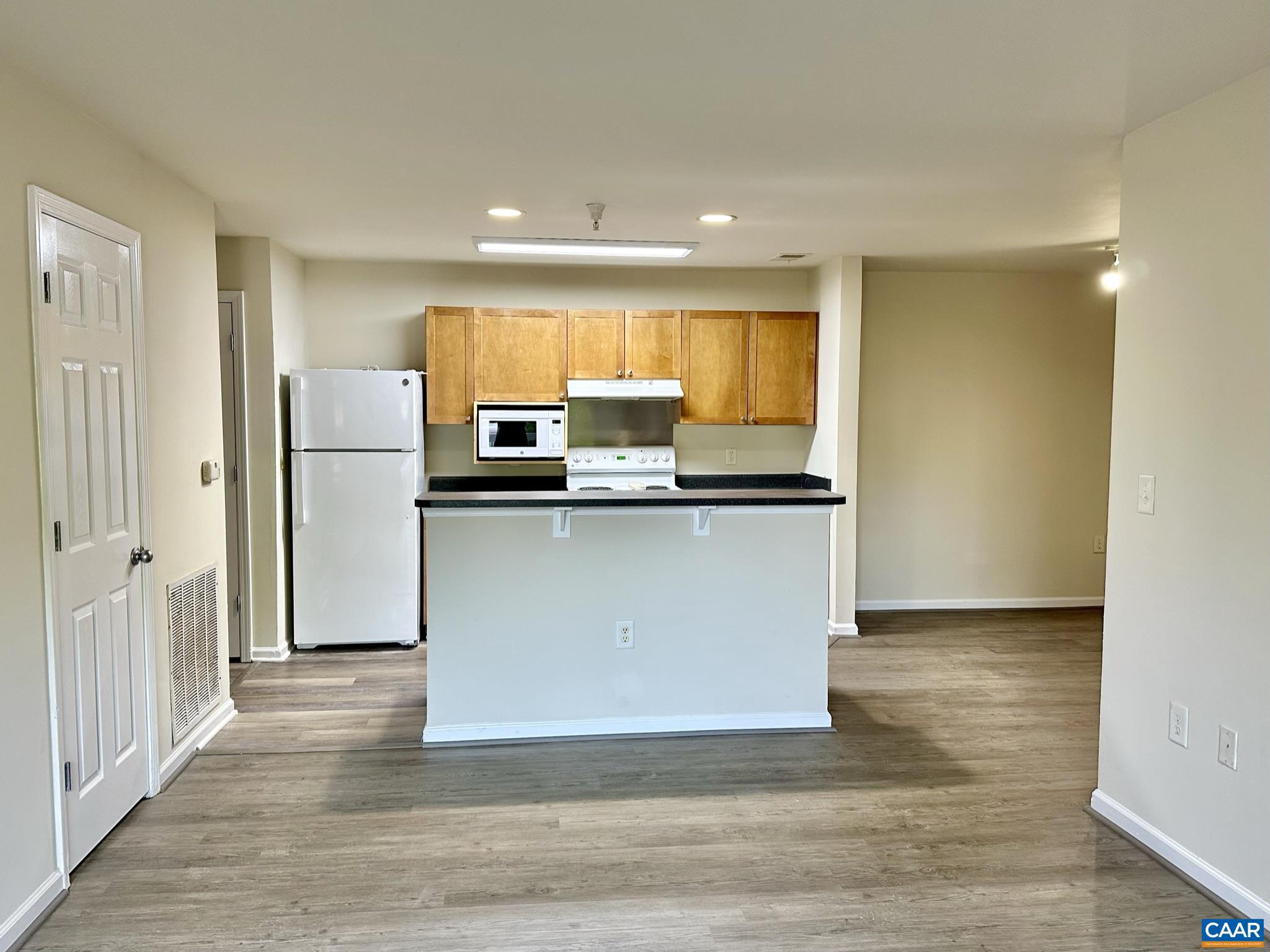 EAGLES LANDING - Residential Lease