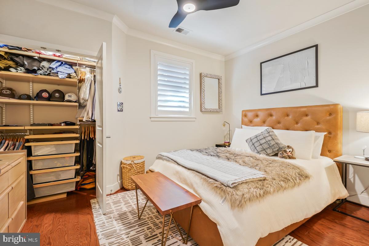 OLD TOWN COMMONS - Residential