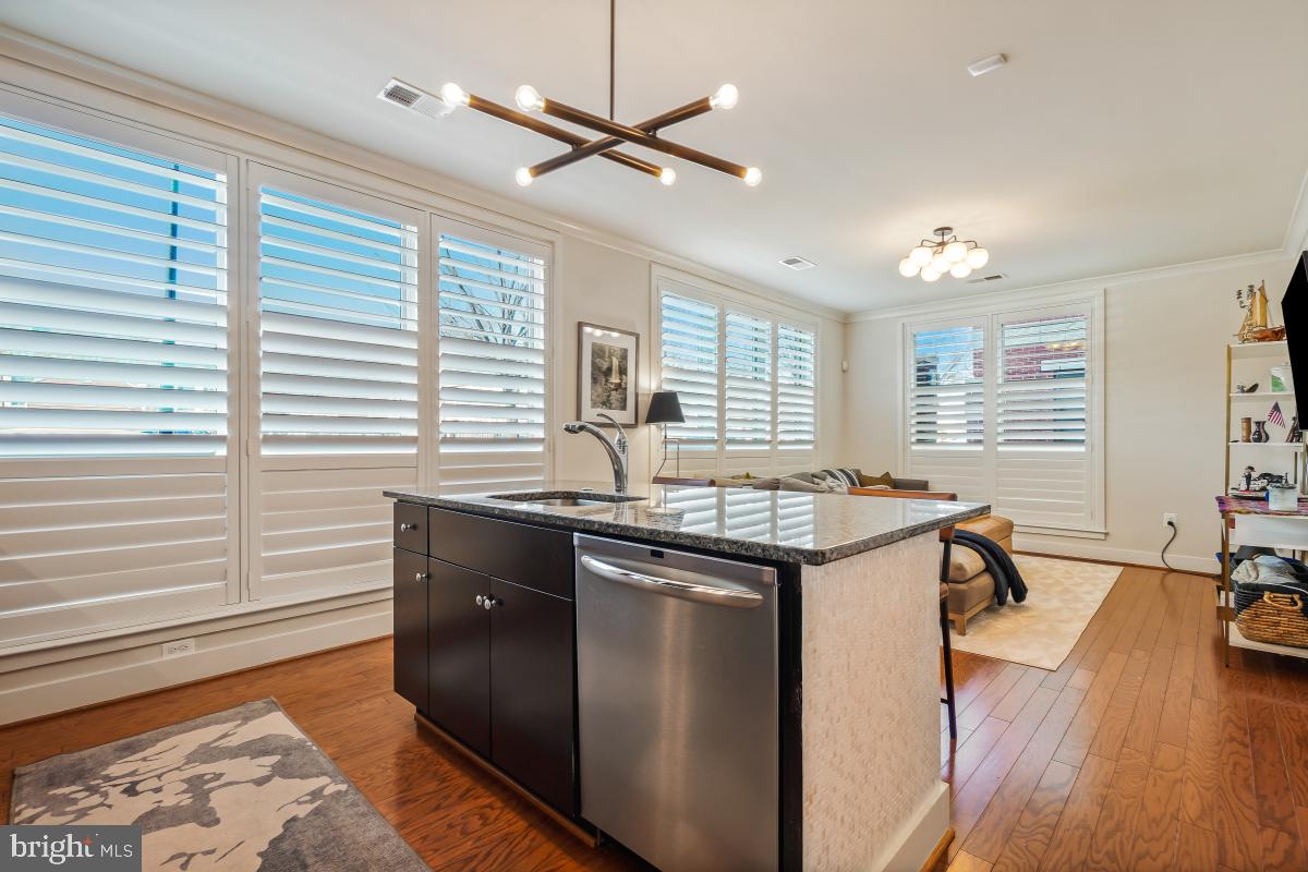 OLD TOWN COMMONS - Residential