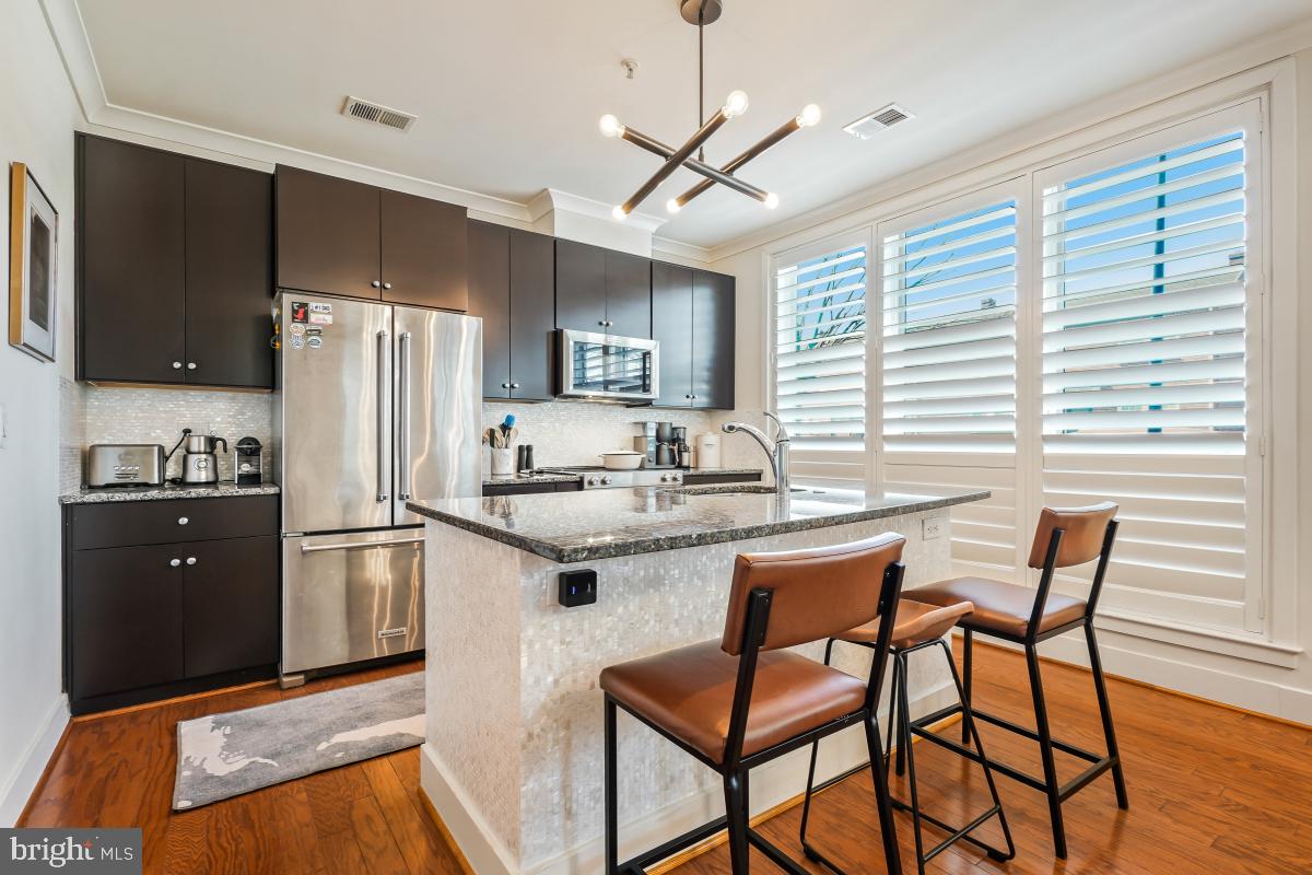 OLD TOWN COMMONS - Residential