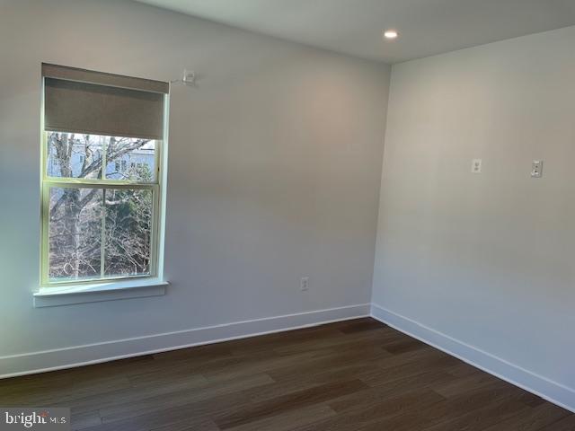 THE GROVE - Residential Lease