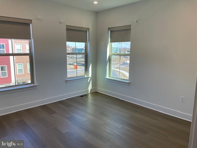 THE GROVE - Residential Lease