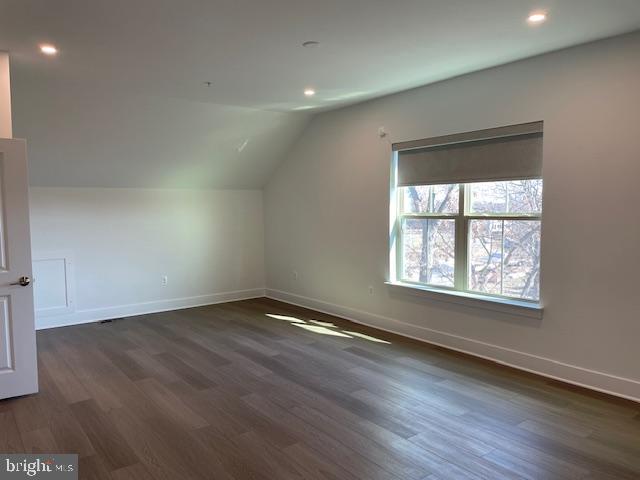 THE GROVE - Residential Lease