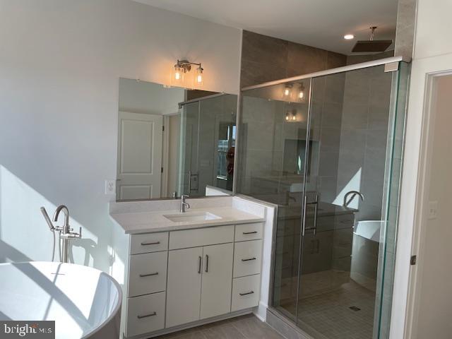 THE GROVE - Residential Lease