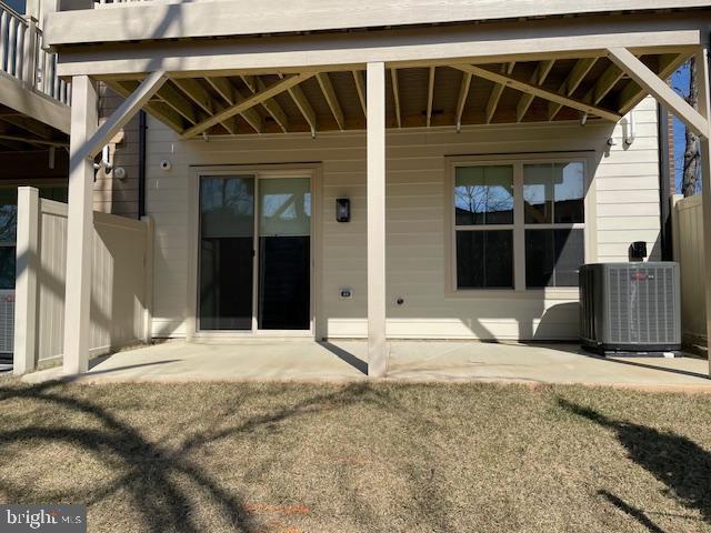 THE GROVE - Residential Lease