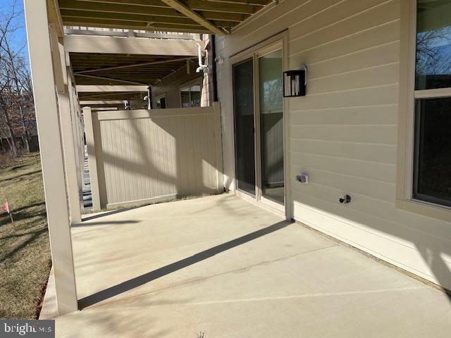 THE GROVE - Residential Lease