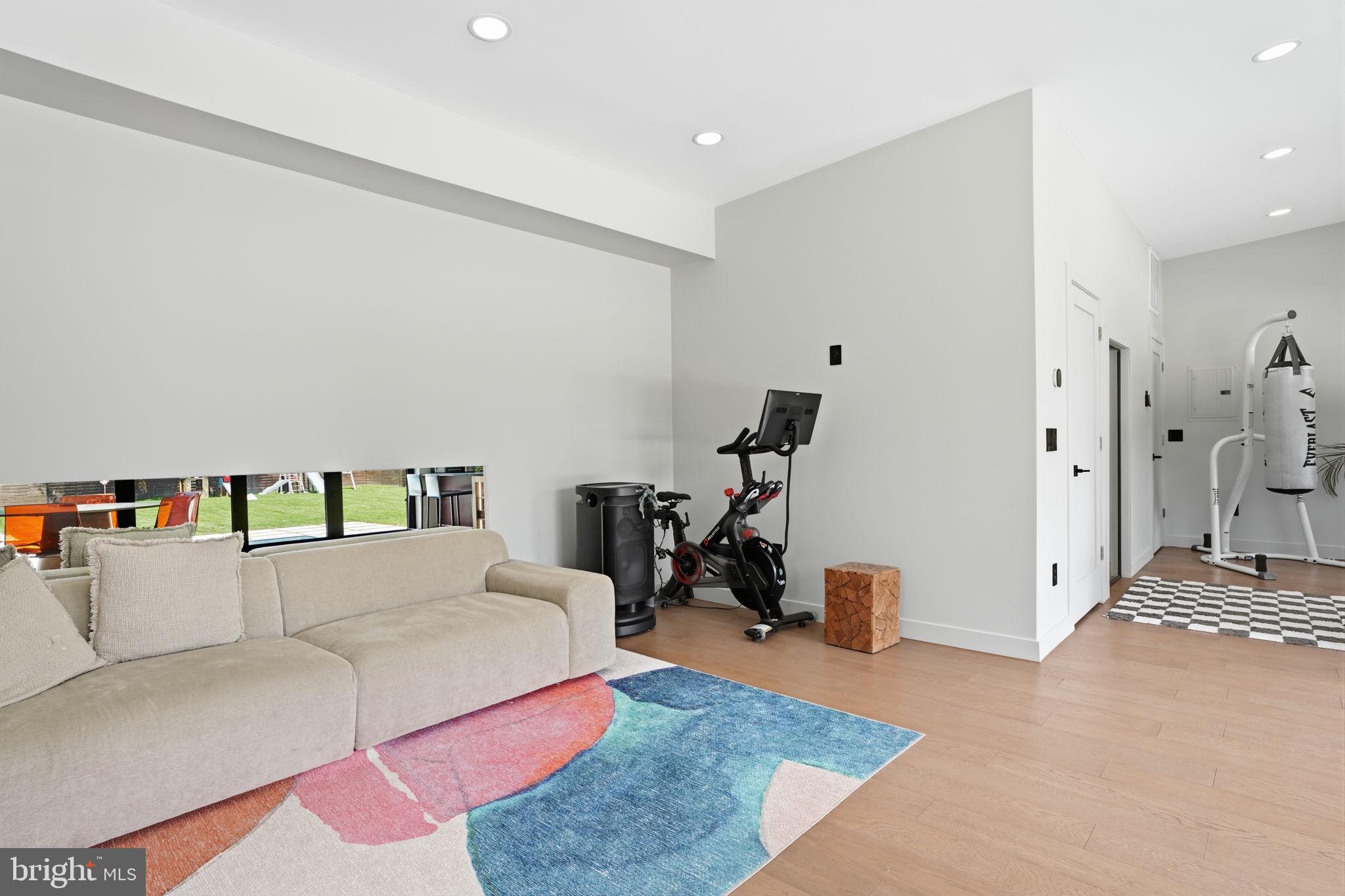 NON AVAILABLE - Residential
