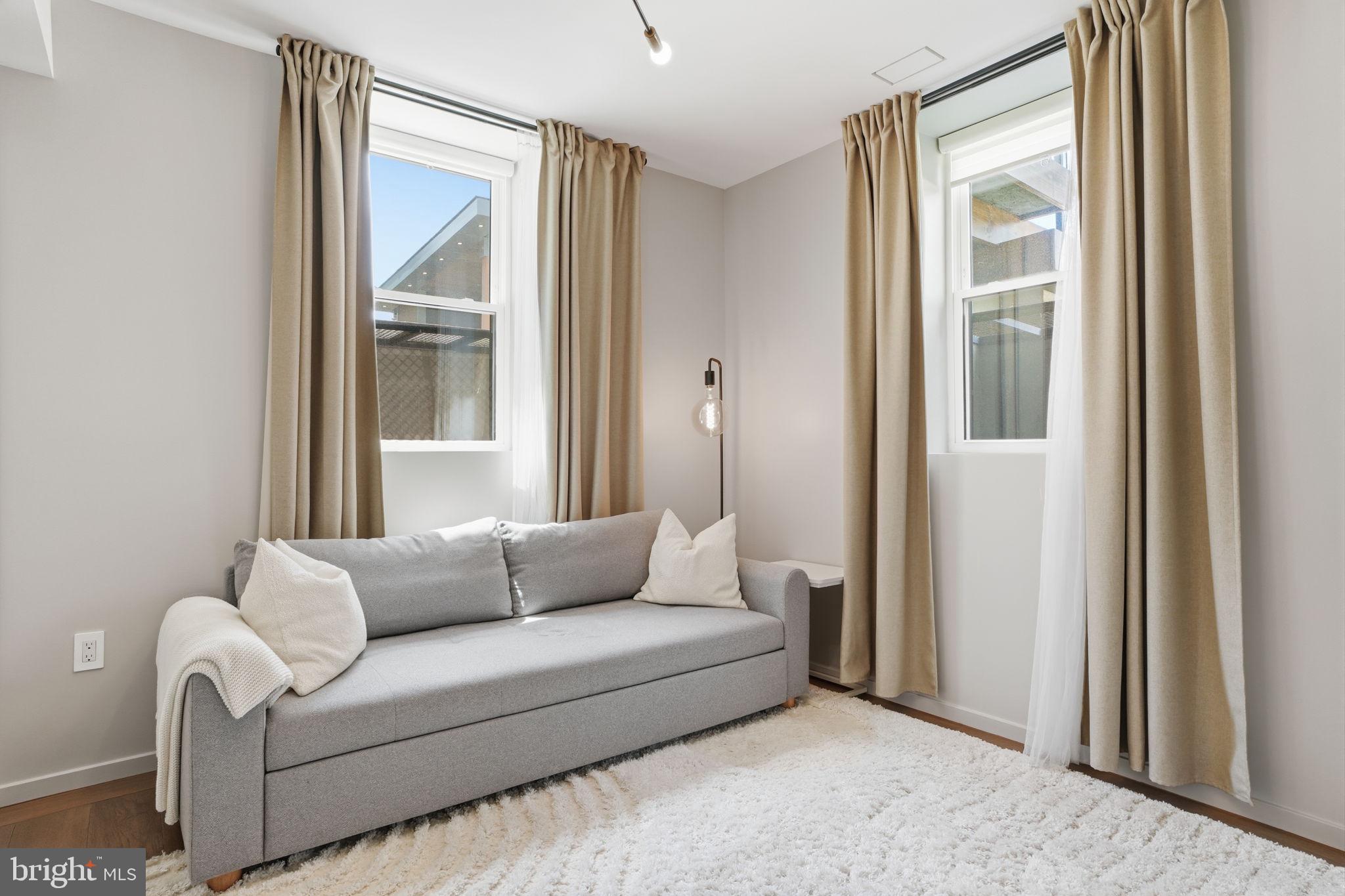 NON AVAILABLE - Residential