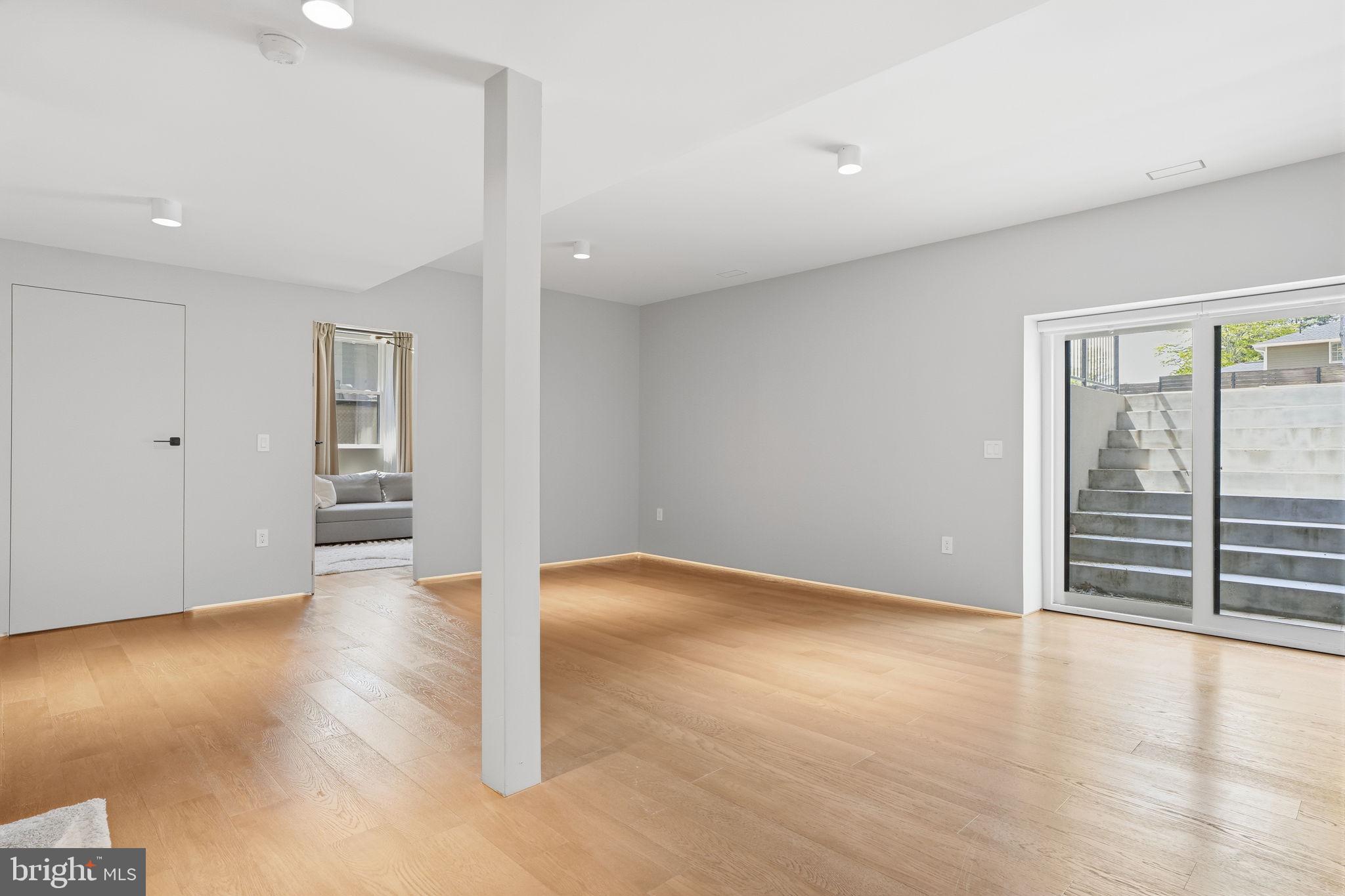 NON AVAILABLE - Residential