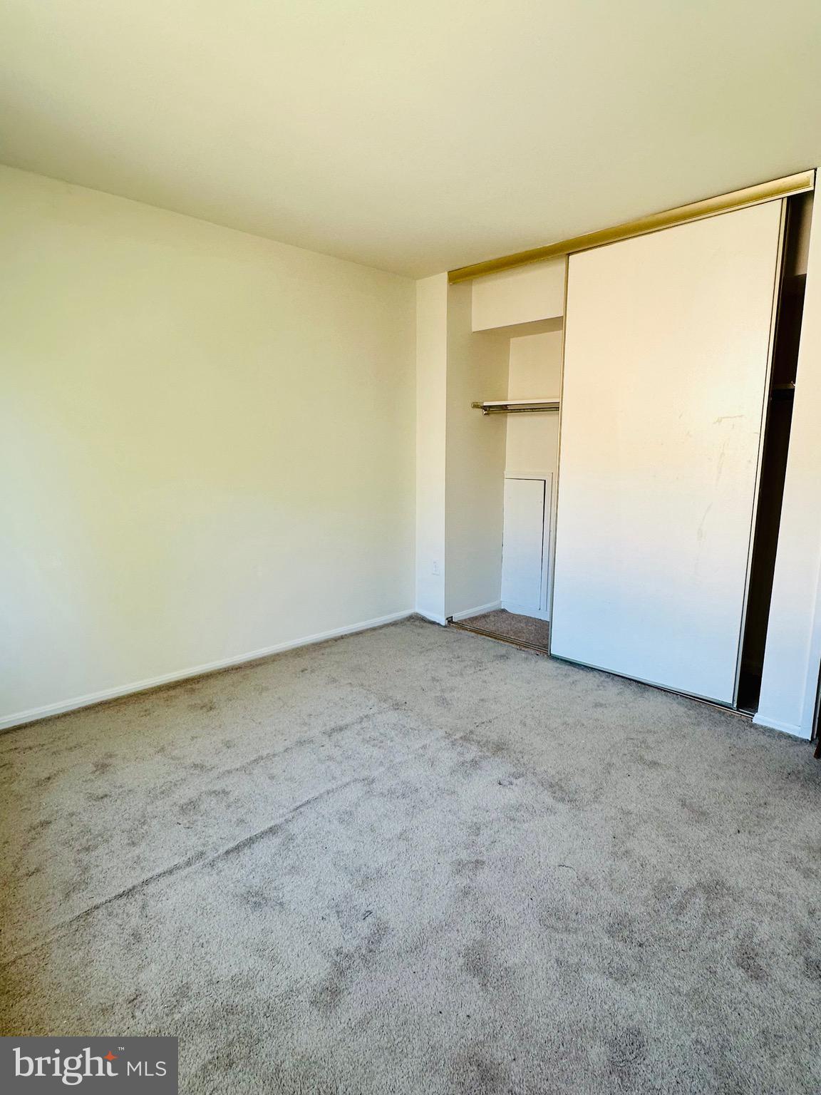 TERRACE TOWNHOUSES OF ANNANDALE - Residential