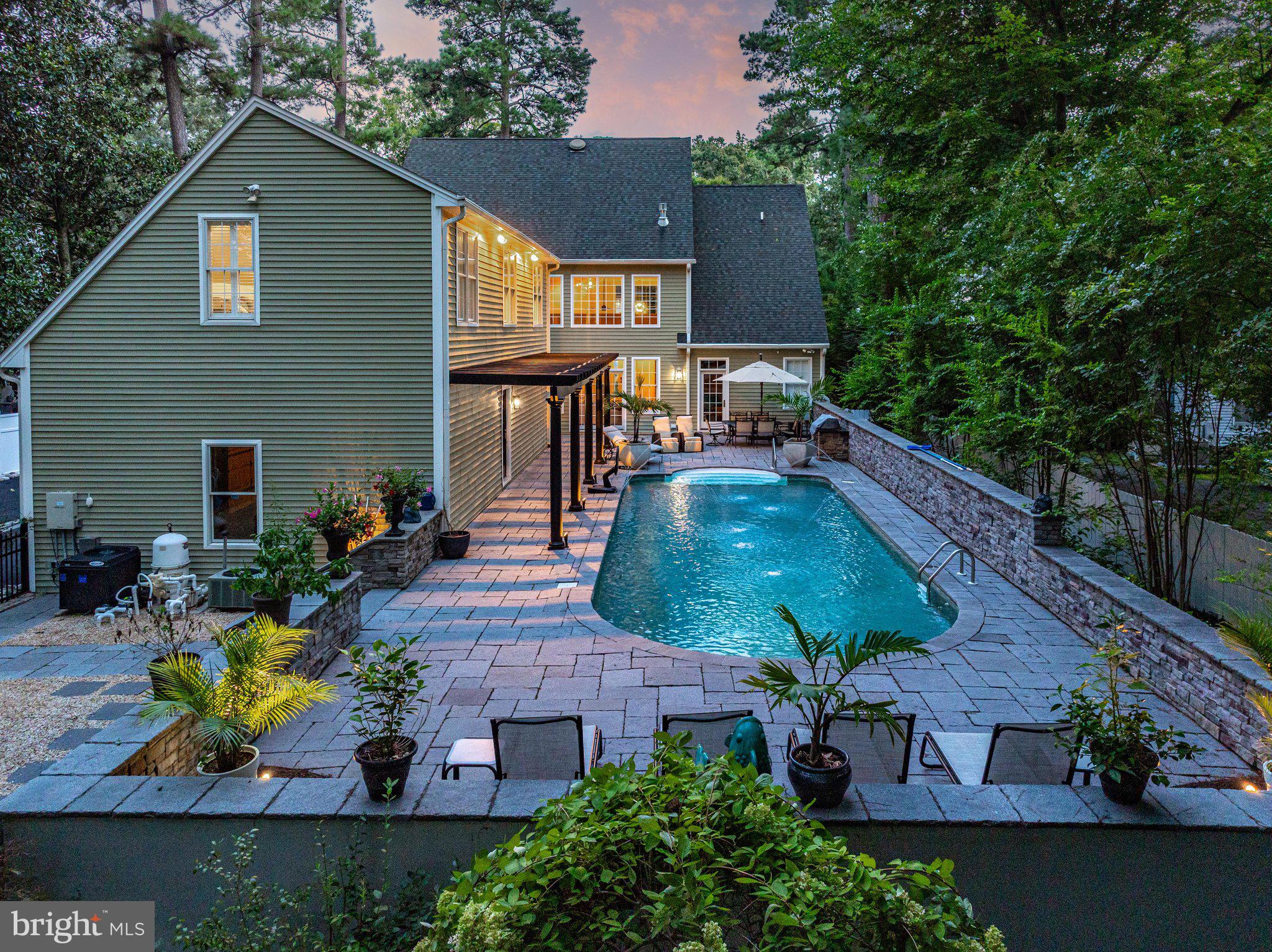 617 DOUGLAS ROAD