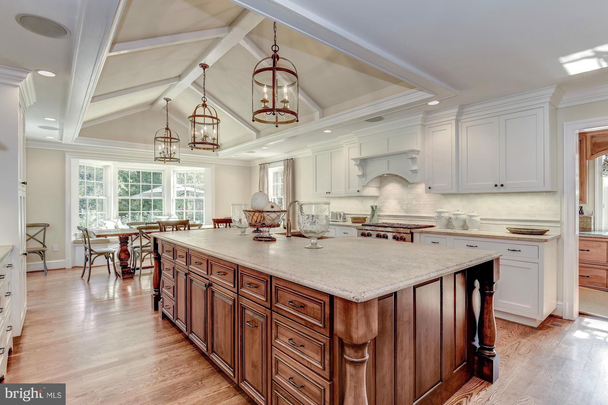 RIVER FALLS - Residential