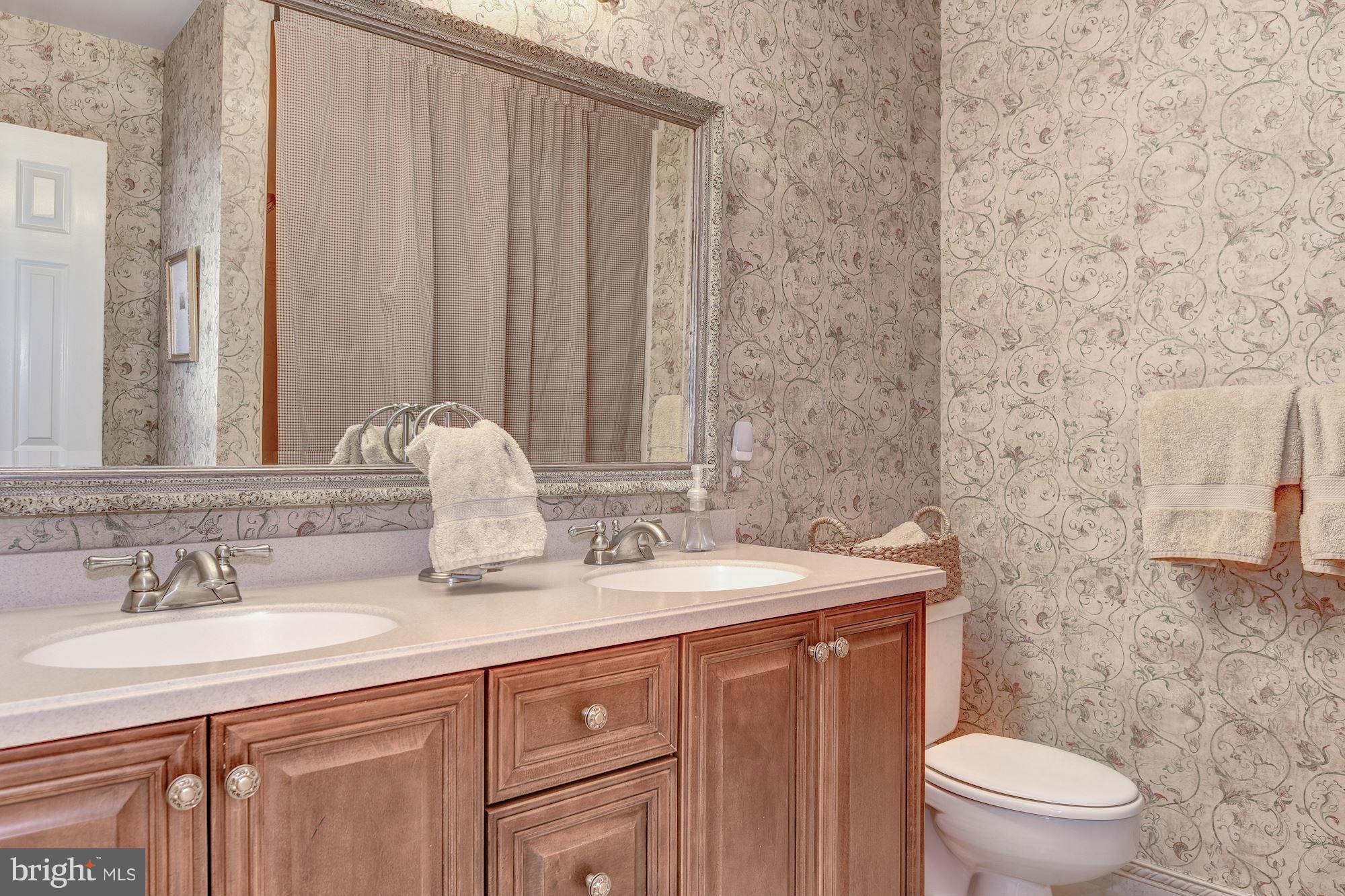 RIVER FALLS - Residential