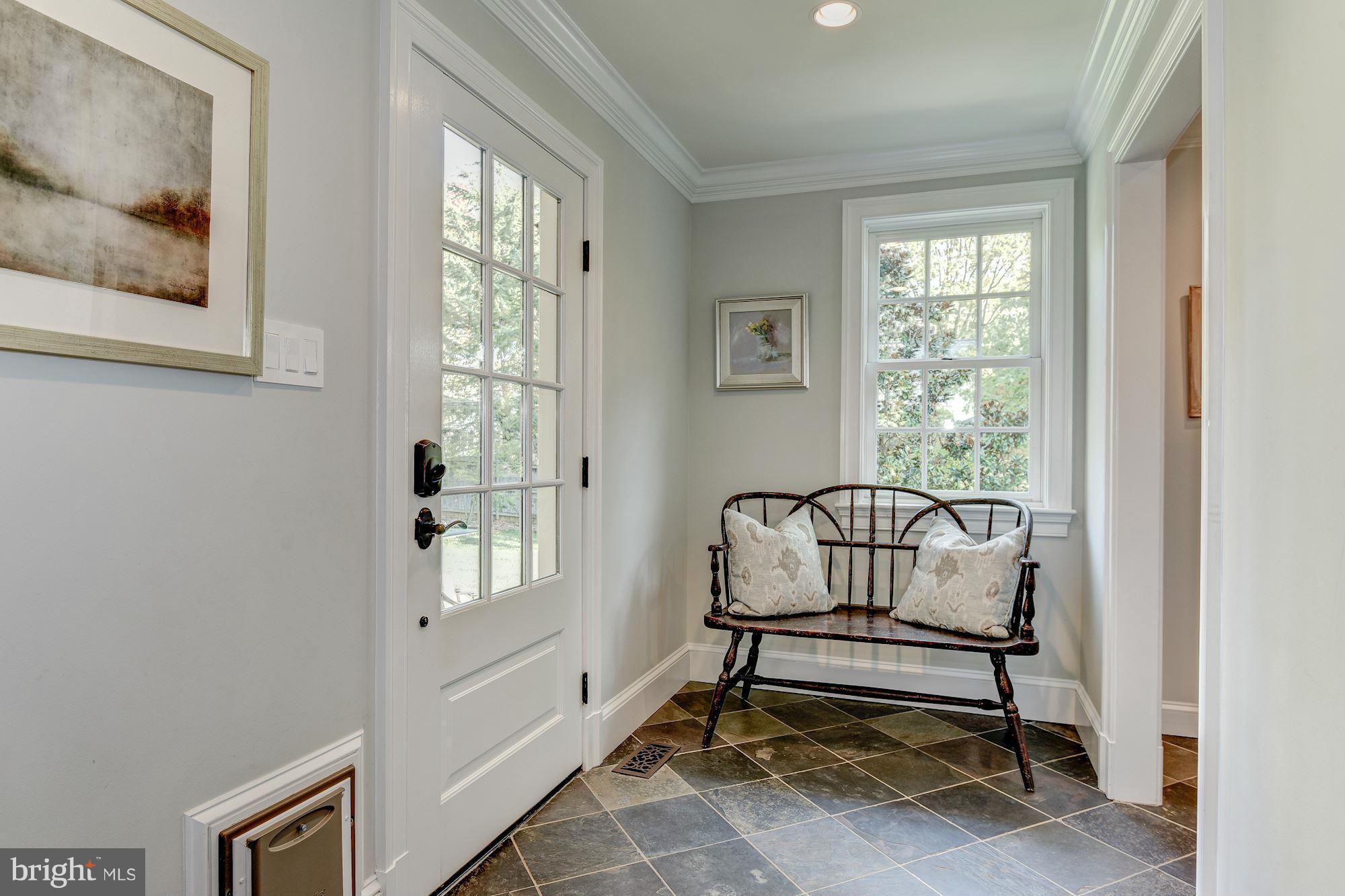 RIVER FALLS - Residential