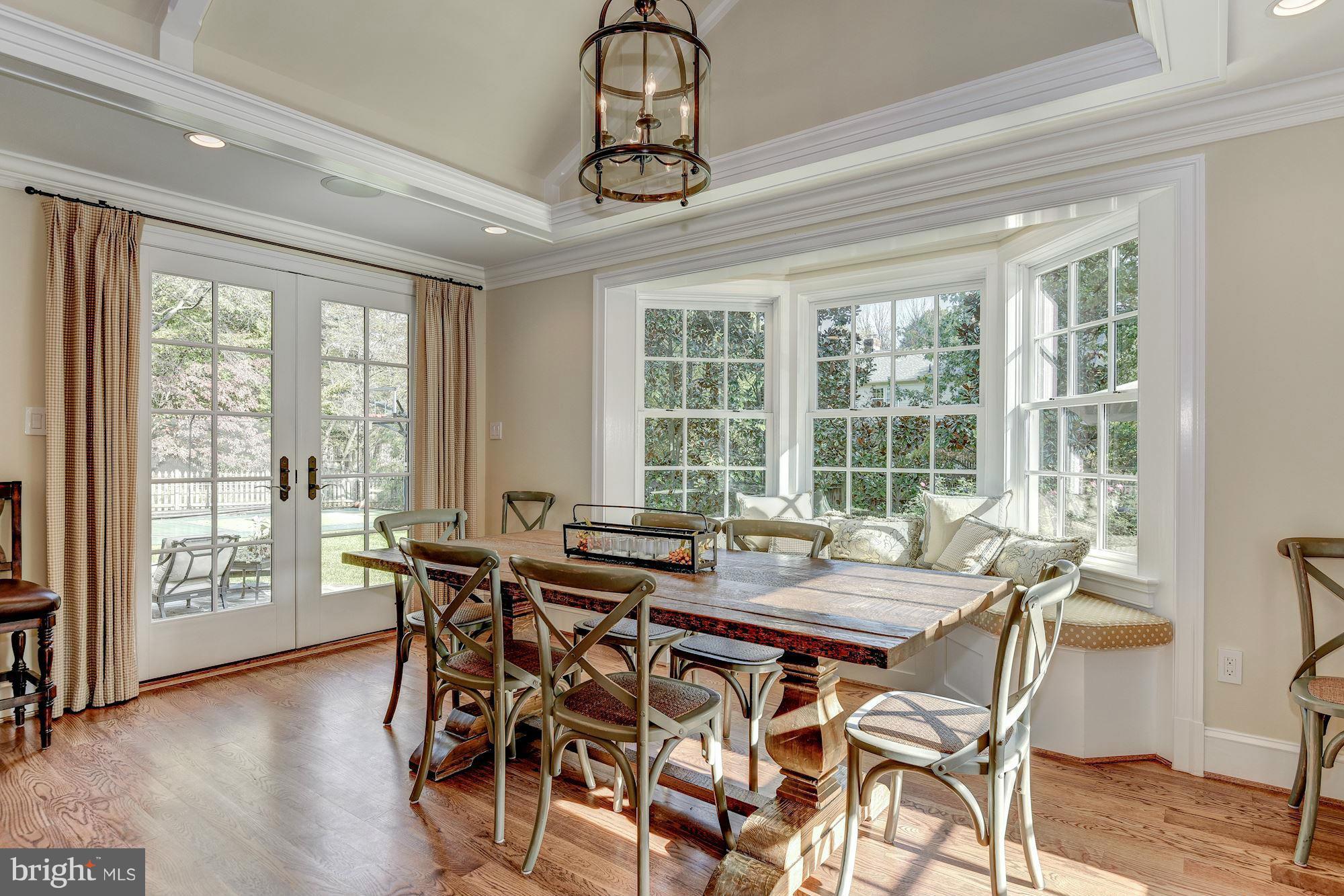 RIVER FALLS - Residential