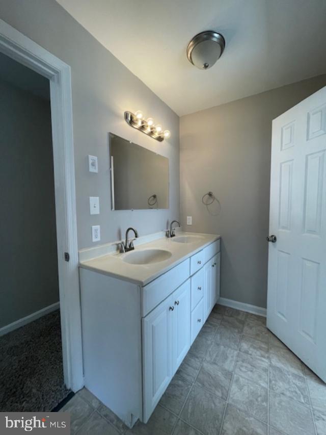 ABERDEEN HILLS - Residential