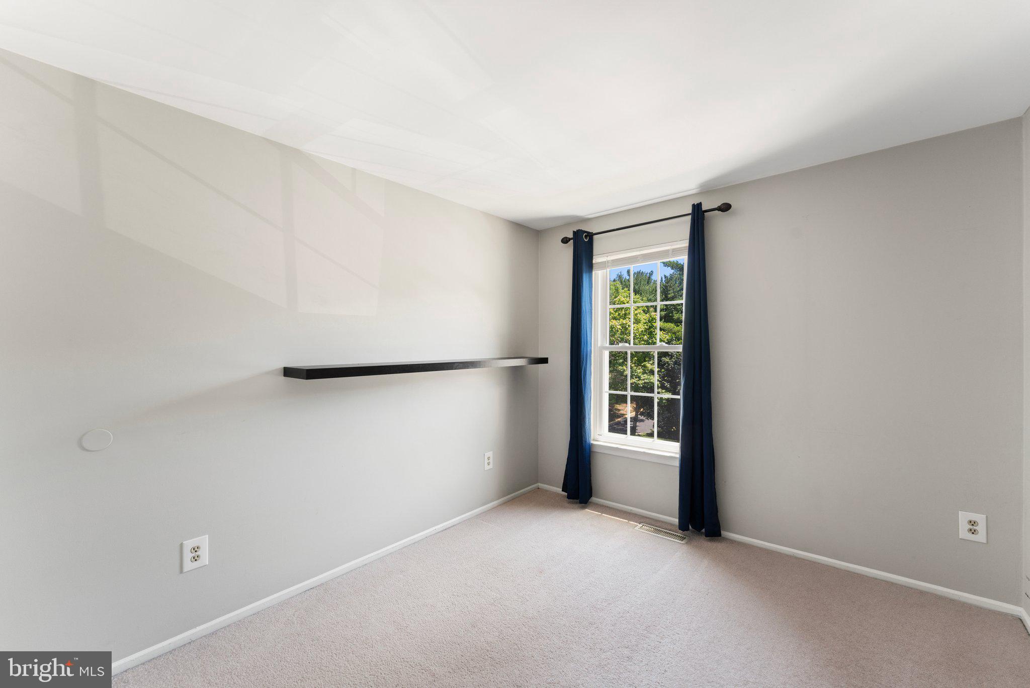 BURKE CENTRE - Residential Lease