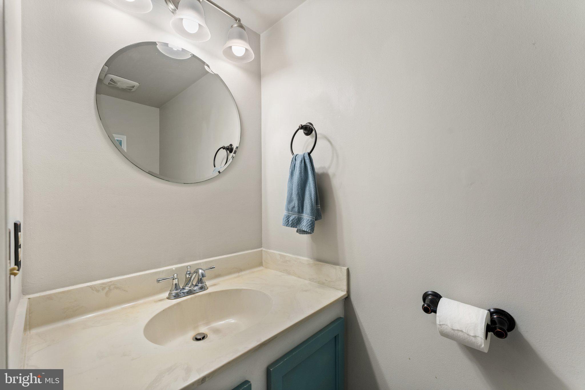 BURKE CENTRE - Residential Lease