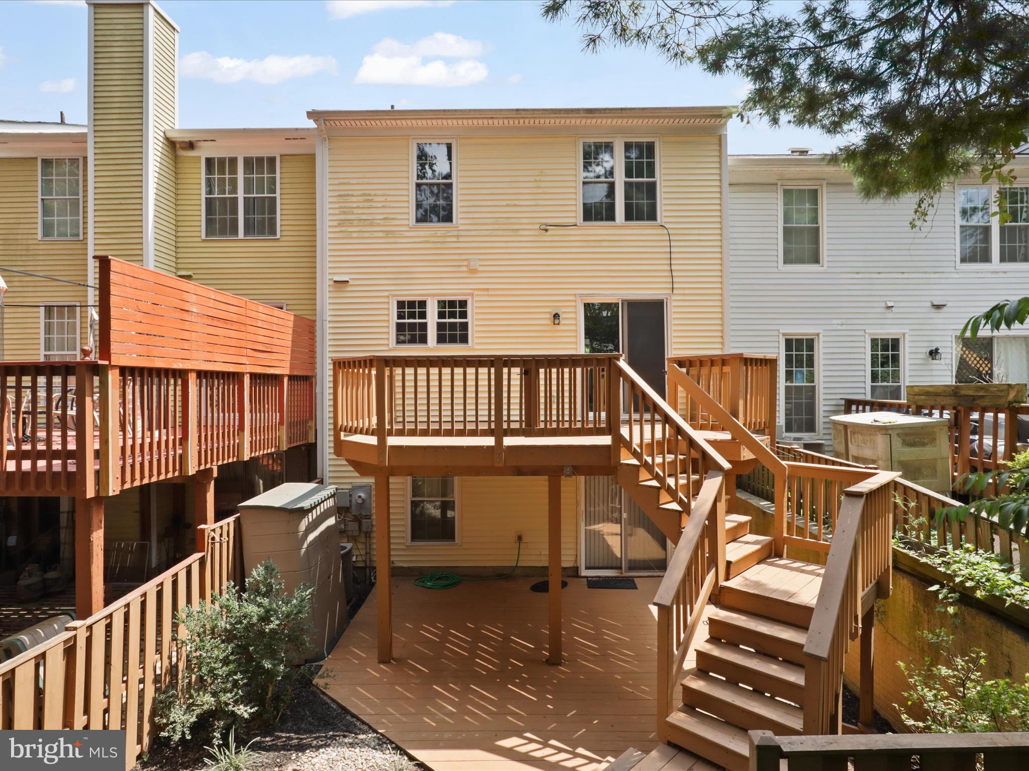 BURKE CENTRE - Residential Lease