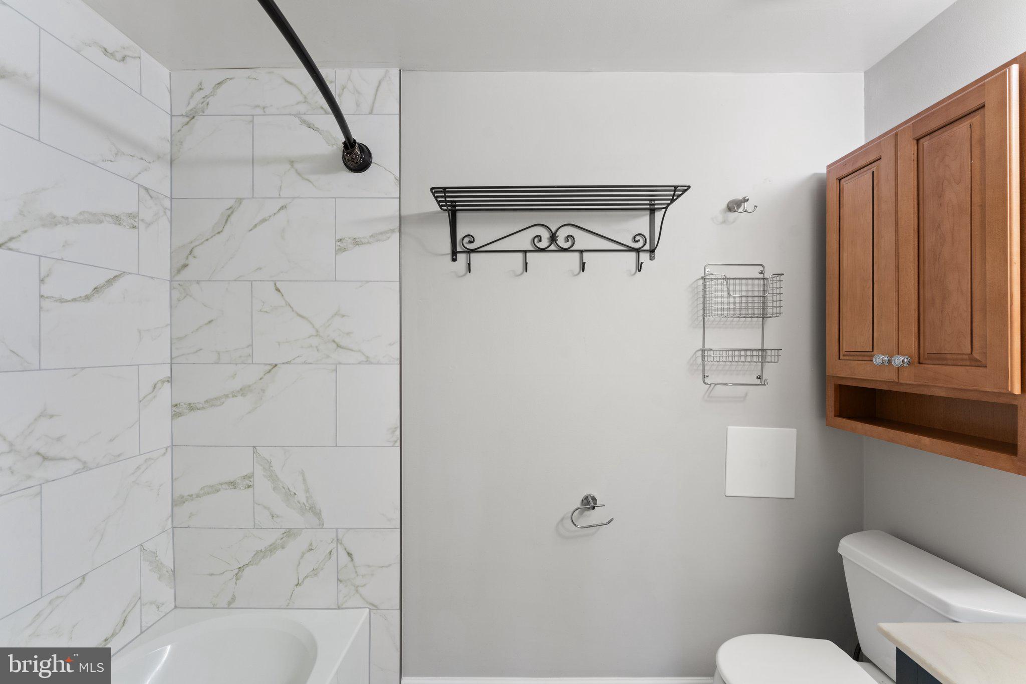 BURKE CENTRE - Residential Lease