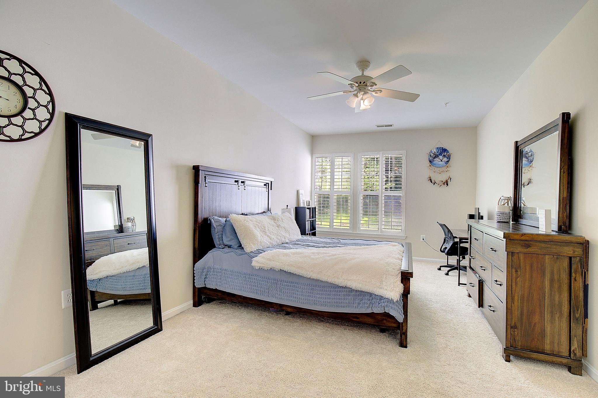 RUSSETT - Residential