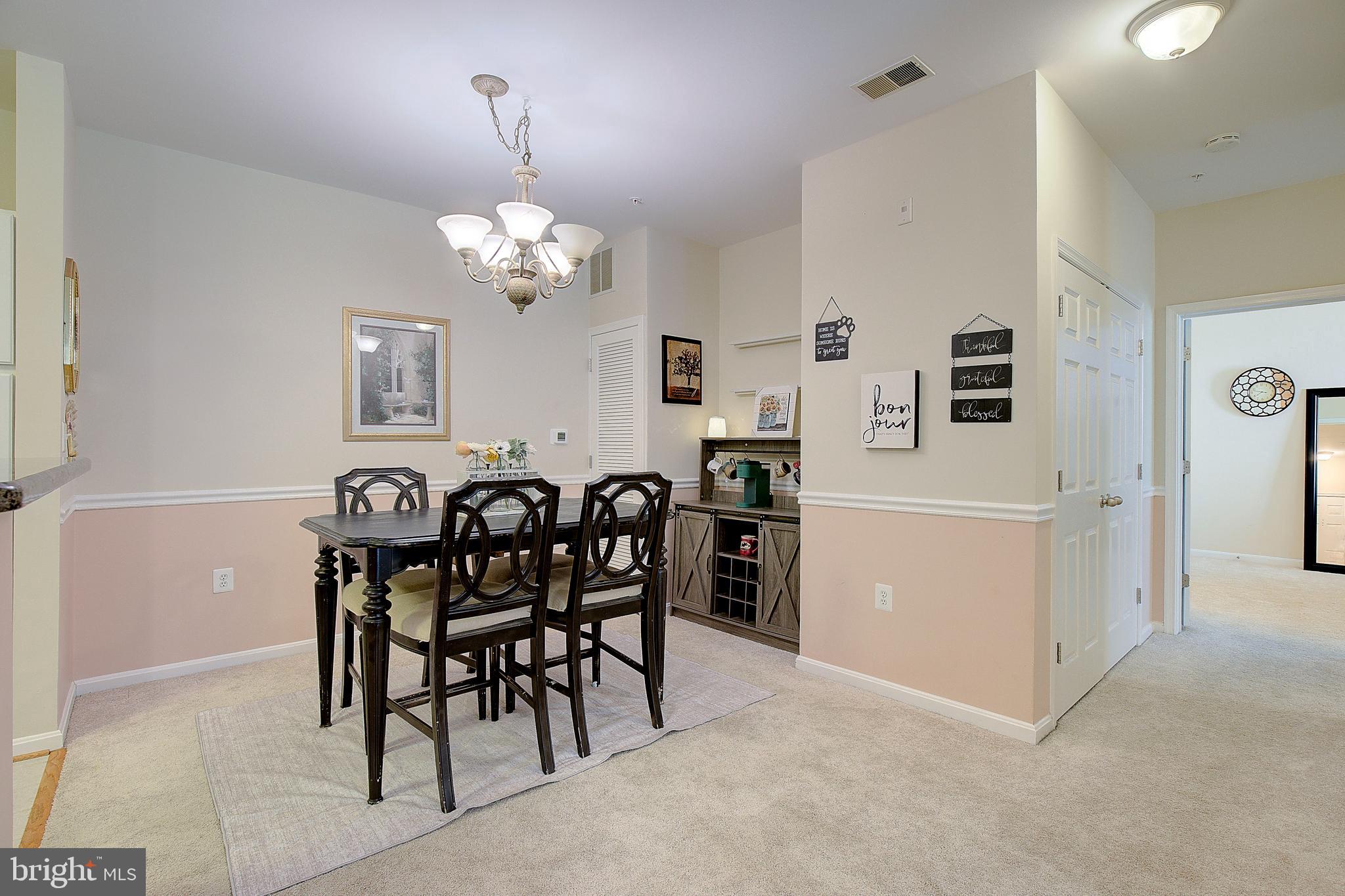 RUSSETT - Residential