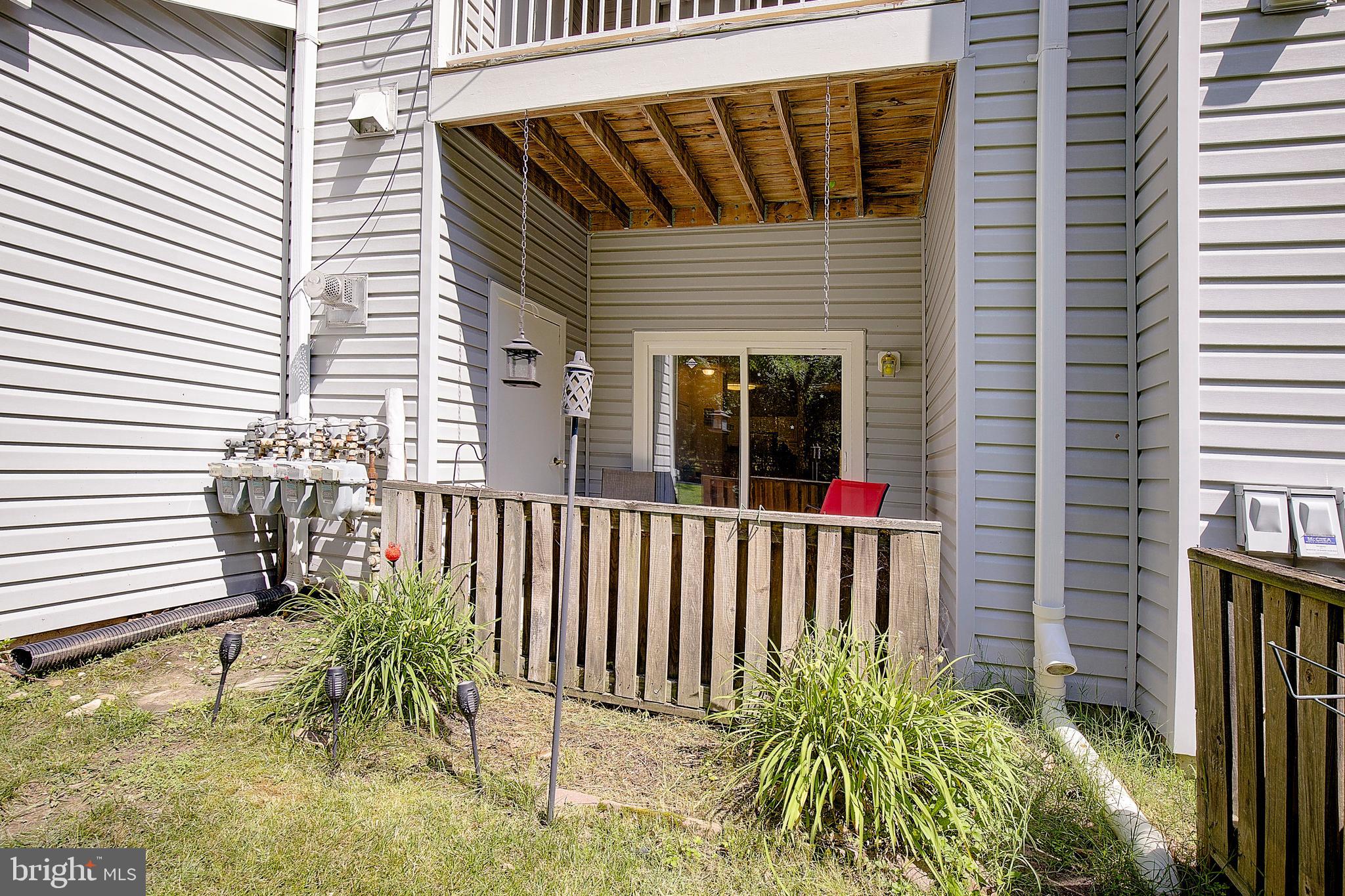 RUSSETT - Residential