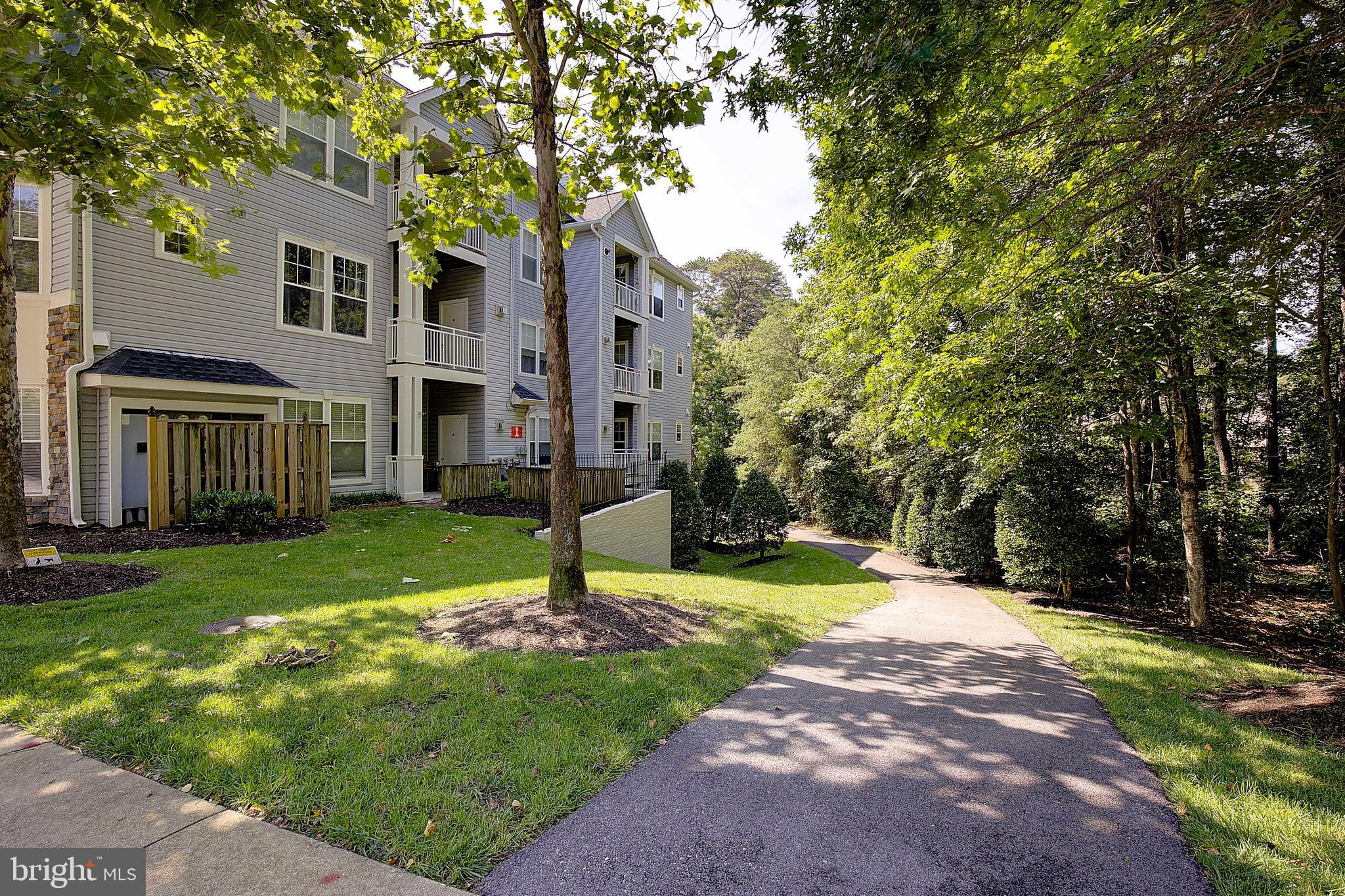 RUSSETT - Residential