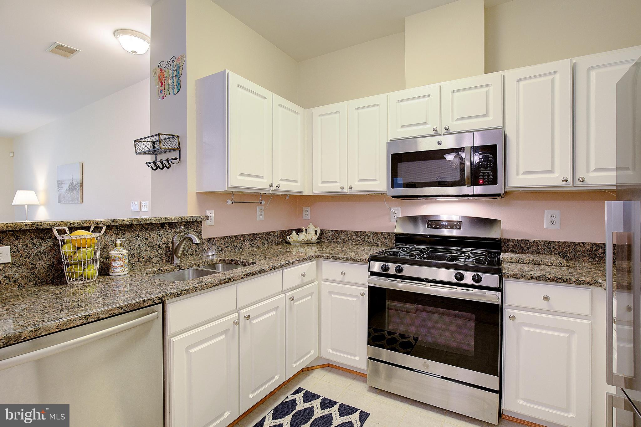 RUSSETT - Residential