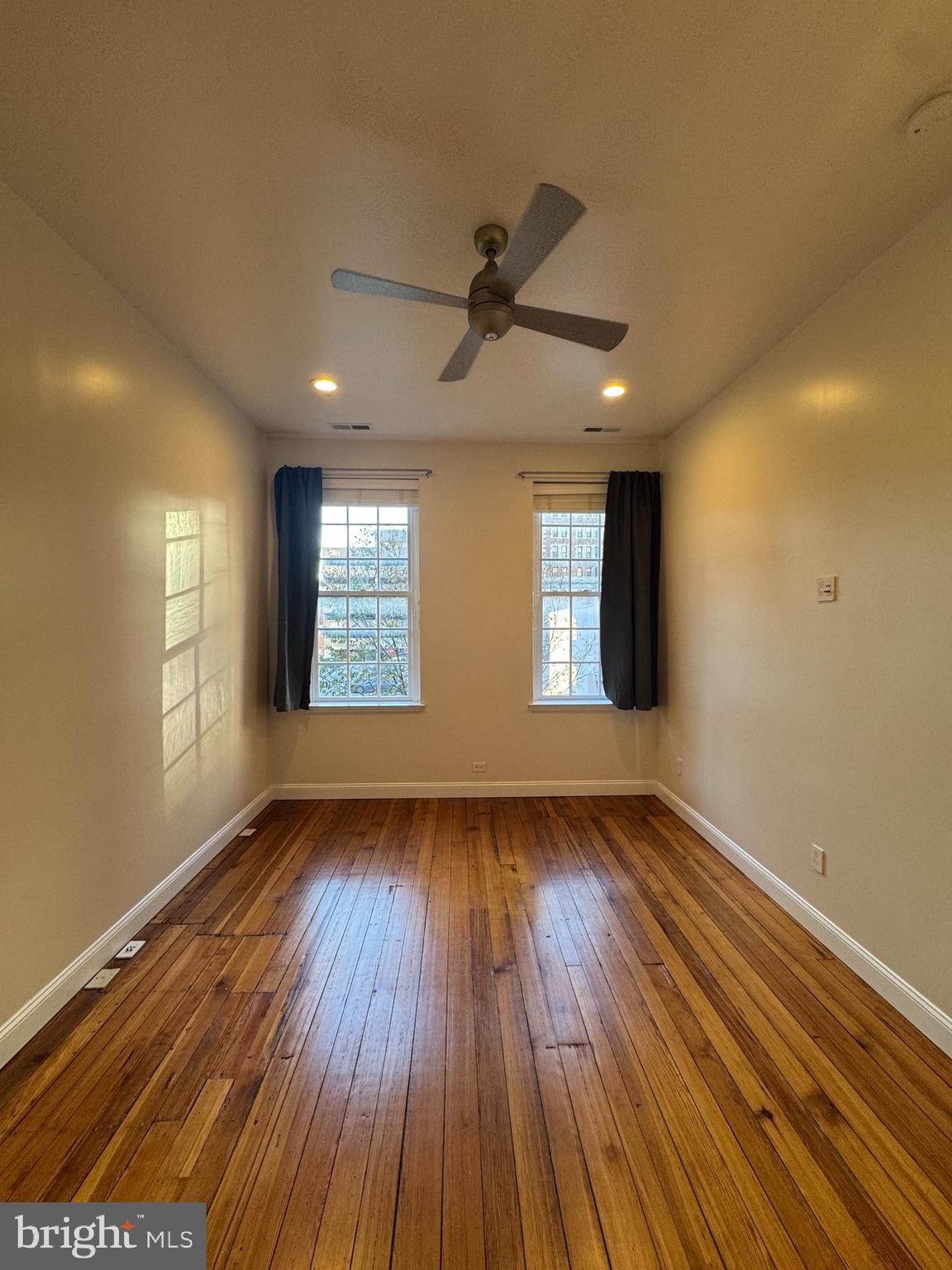 MOUNT VERNON PLACE HISTORIC DISTRICT - Residential Lease