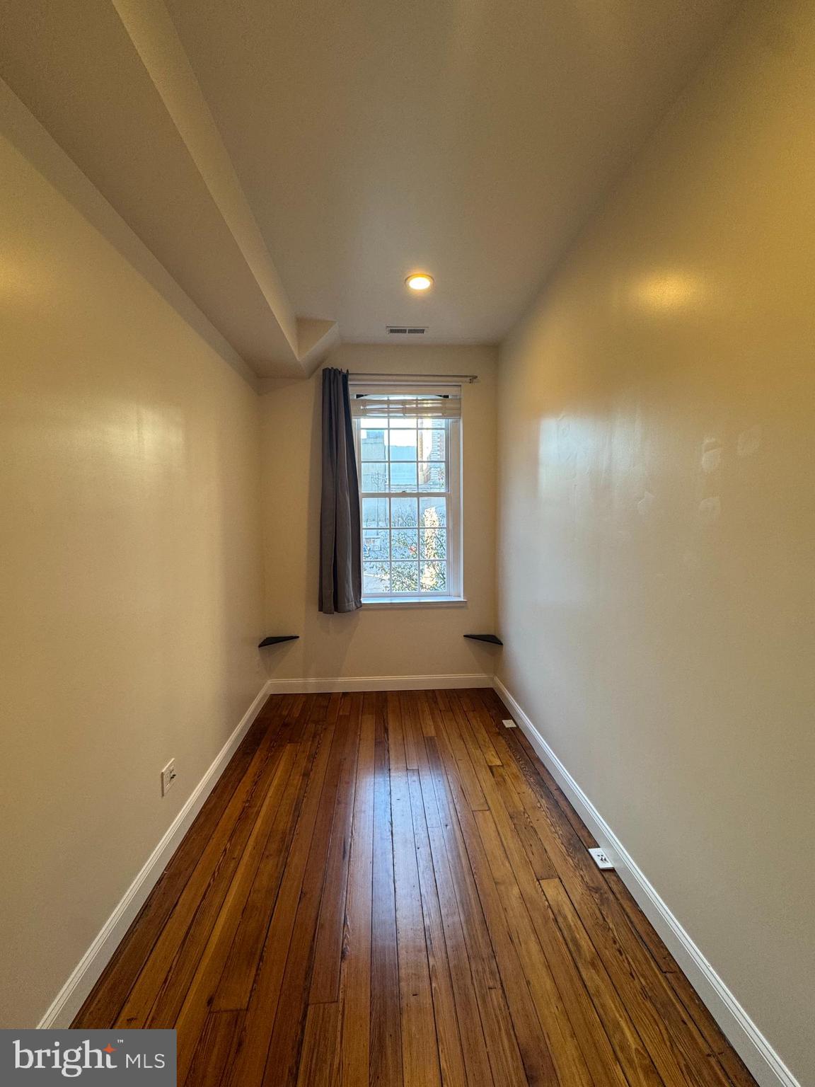 MOUNT VERNON PLACE HISTORIC DISTRICT - Residential Lease