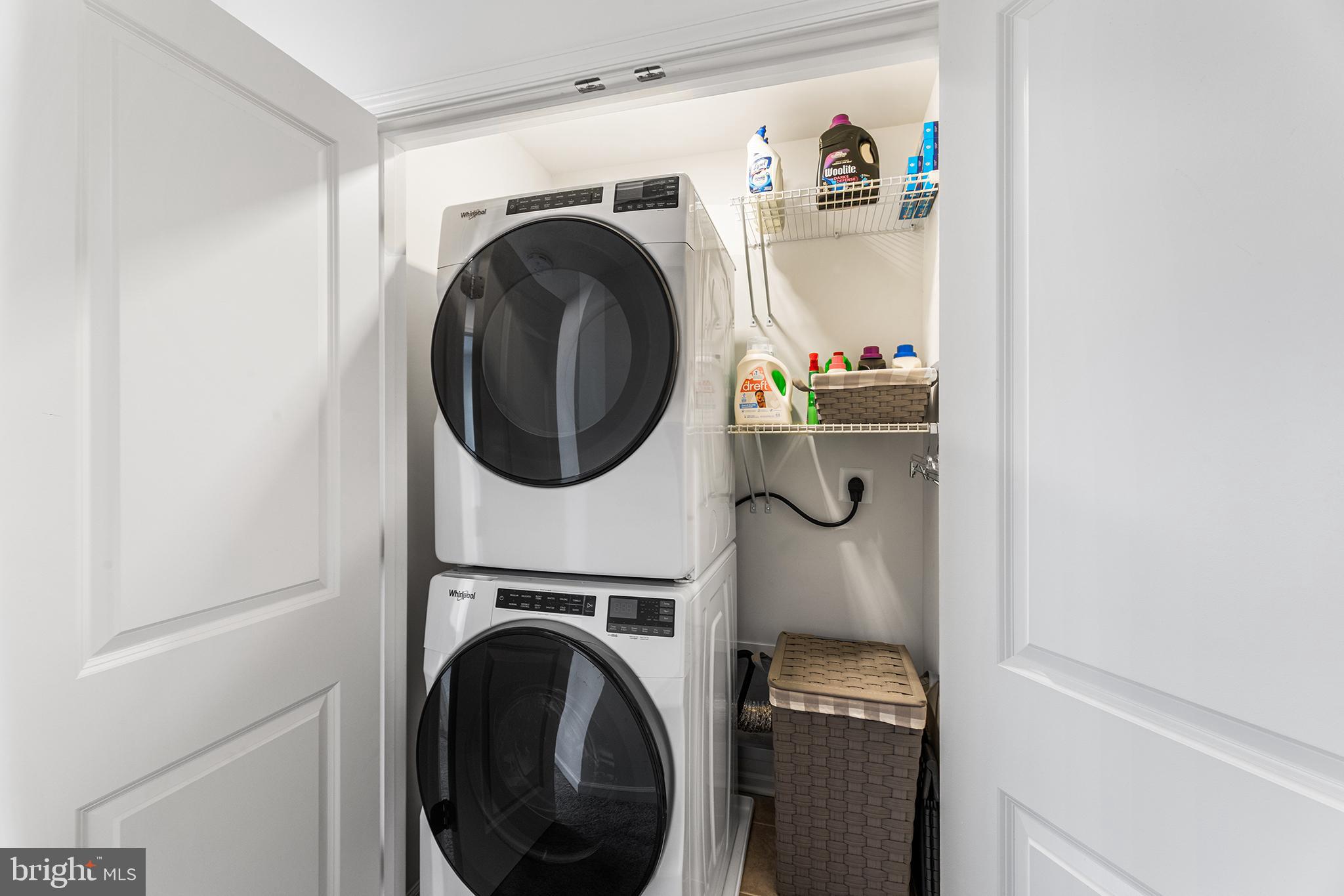 DEEP HARBOUR TOWN HOMES - Residential