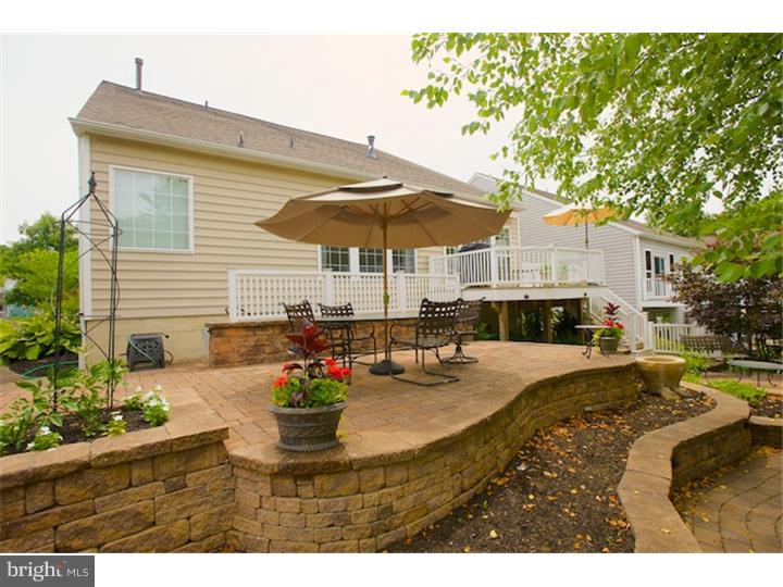 TRADITIONS AT LONGII - Residential