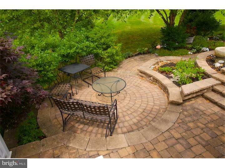 TRADITIONS AT LONGII - Residential