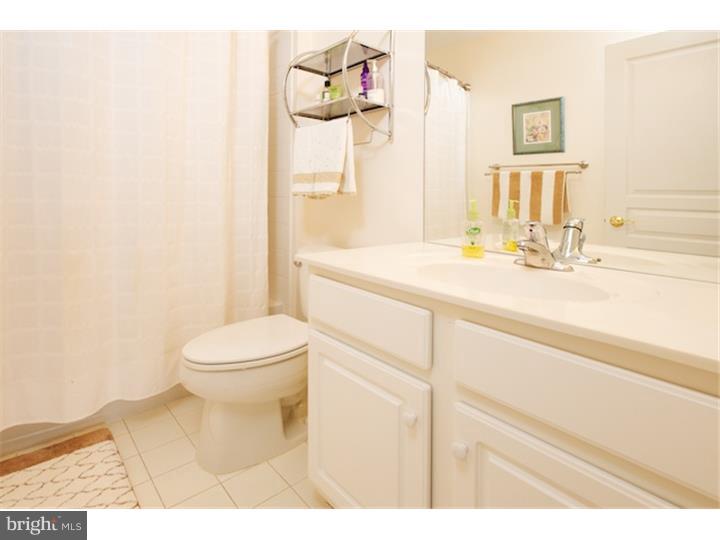 TRADITIONS AT LONGII - Residential