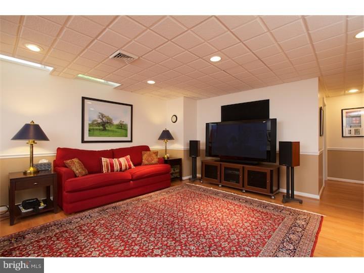 TRADITIONS AT LONGII - Residential