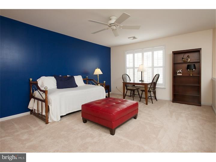 TRADITIONS AT LONGII - Residential