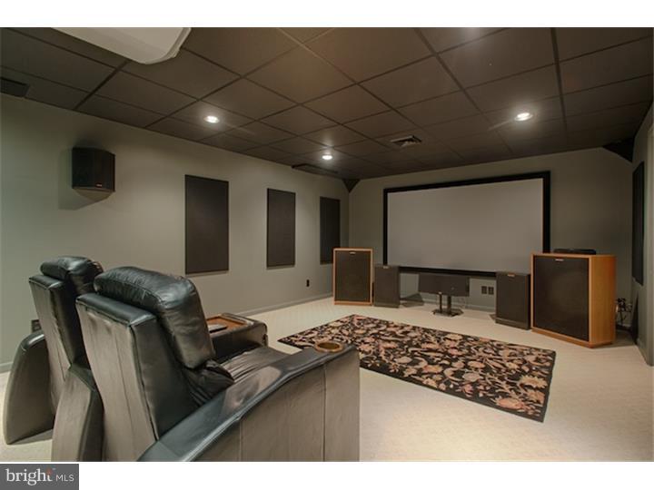 TRADITIONS AT LONGII - Residential