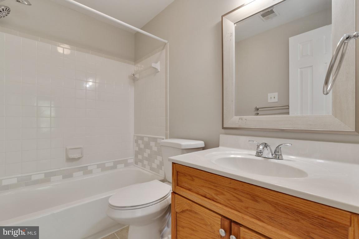 MONTCLAIR/SOUTHL - Residential