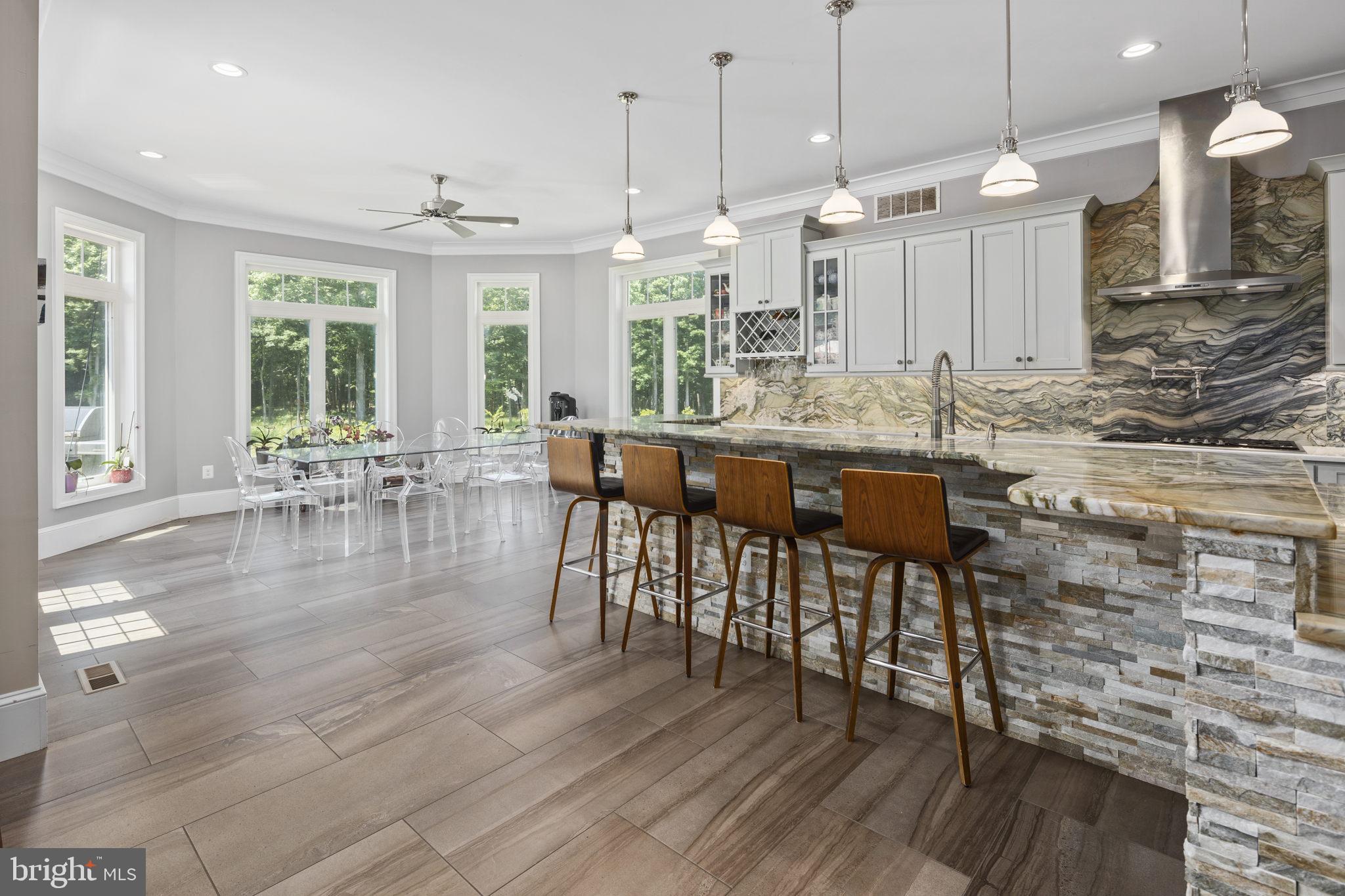 BRADDOCK WOODS - Residential